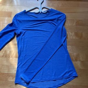 Lululemon shirt